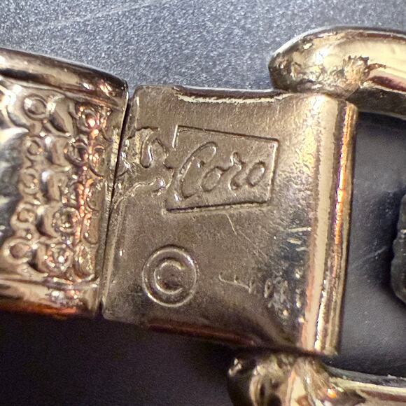 Vintage CORO Pegasus Silvertone Taupe Rhinestone Bracelet - Picture 9 of 9